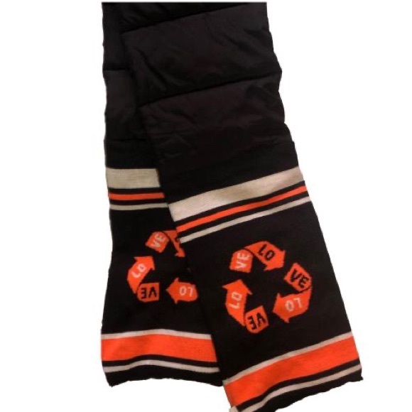 🎓TOPSHOP  Puffer Love Scarf cozy  Black Orange 72in New with Tags - Picture 2 of 12